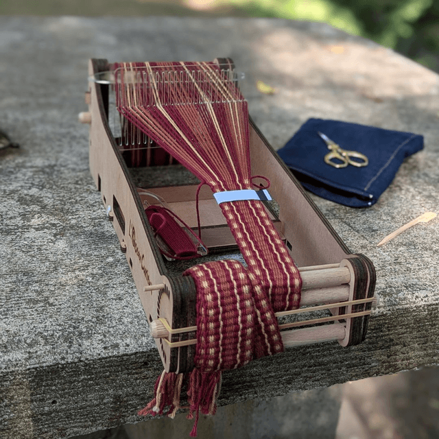 Kit Métier à tisser et ses accessoires