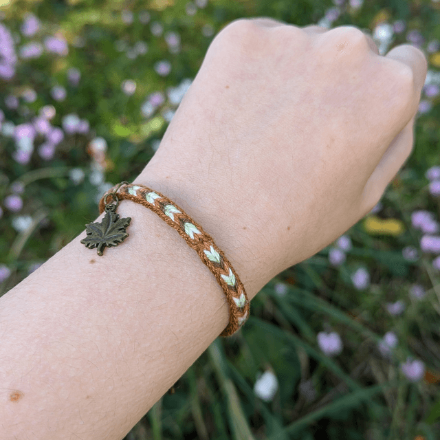 Bracelet &quot;Feuilles d&#039;érable&quot;